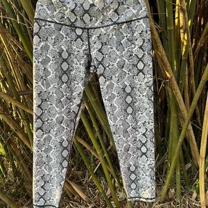 Stylish Kids Snake Print Leggings